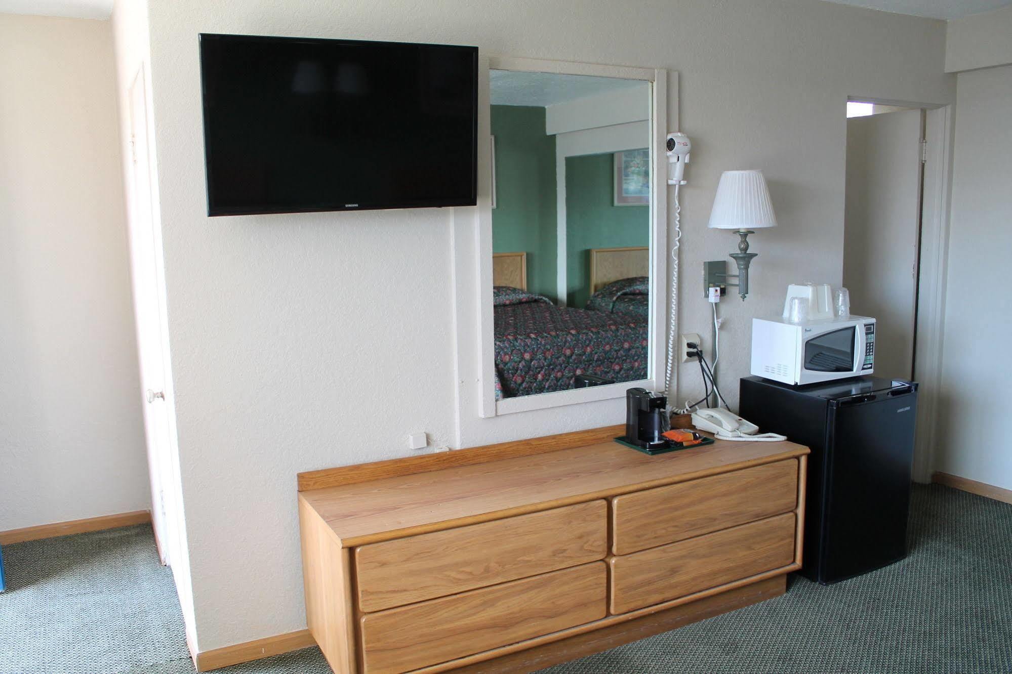 American Motor Inn - Rock Island Bagian luar foto